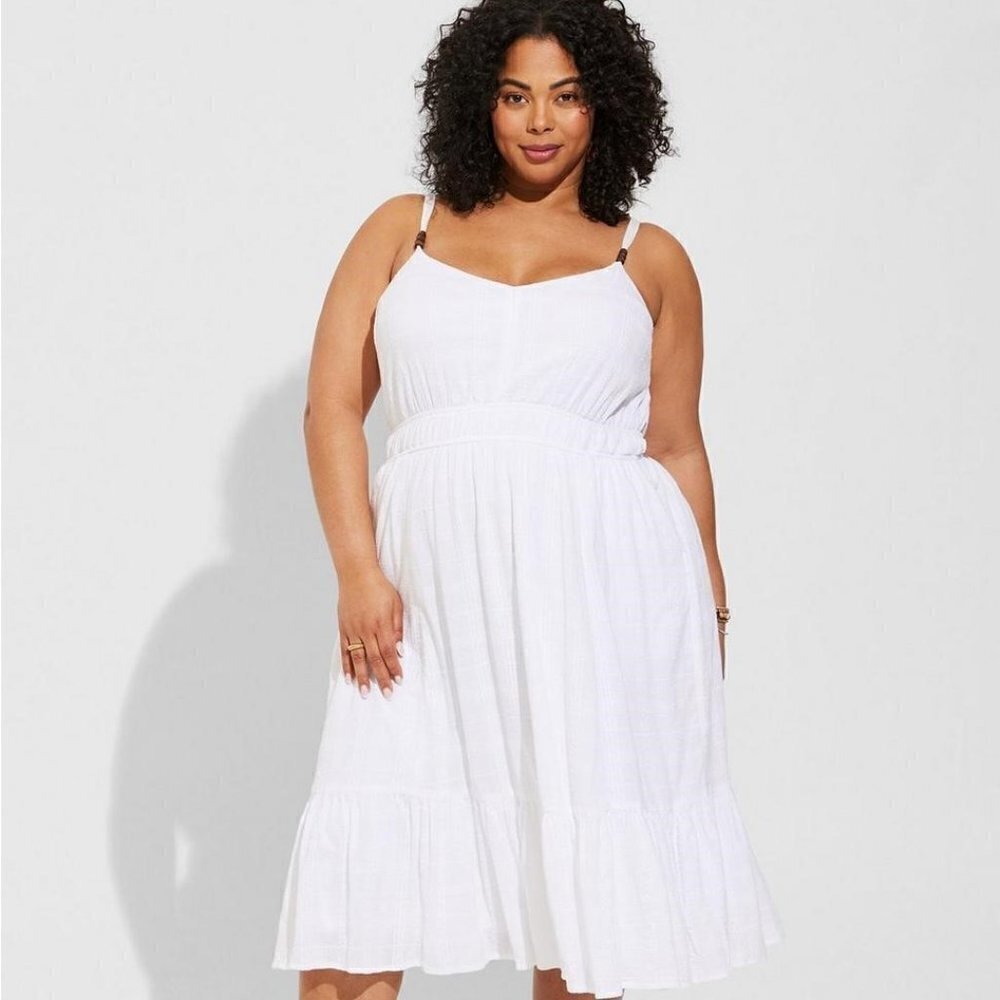 Torrid - Midi Textured Cotton Tiered Dress in Bright Whiteβββββββββββ